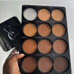 VEE BEAUTY POWDER PALLET