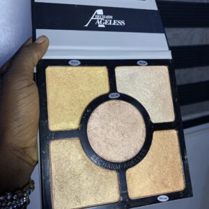 Becharm bronzer pallet