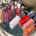Vee beauty Thirsty lip gloss